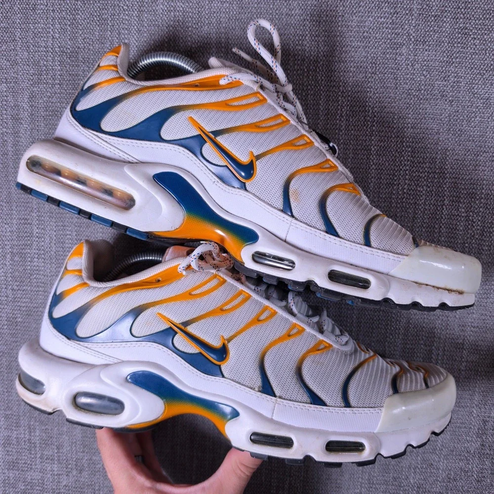 Nike Air Max Plus SE Mens 13 White Orange Blue DV3507-100 Carabiner Sneakers